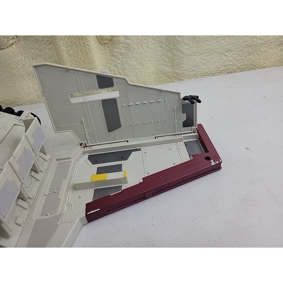 Hasbro Star Wars The Clone Wars Republic Attack Shuttle Vehicle Action Figure - Picture 6 of 13